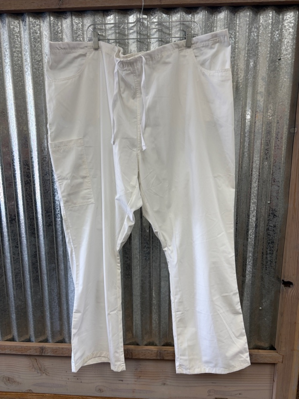 Maevn Women’s White Scrub Pant